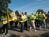 Kolejny protest mieszkańców na ulicy Strykowskiej. Boją się tworzonych planów zagospodarowania przestrzennego ZDJĘCIA