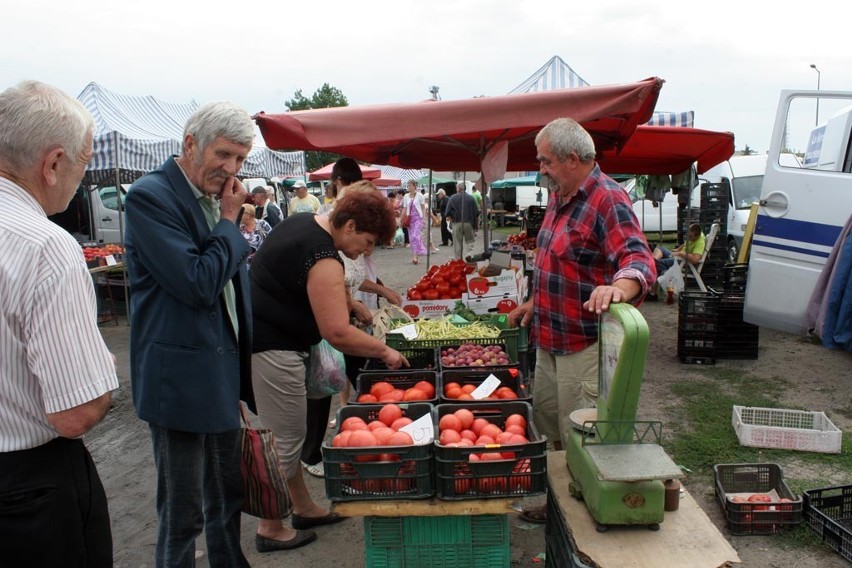 Ceny owoców i warzyw we Wrześni.