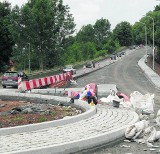 Remonty dróg  woj. śląskim są potrzebne, więc dlaczego się tak ślimaczą?