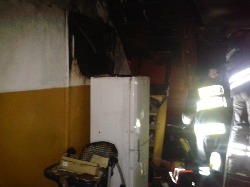 Powiat drawski: Z płonącego budynku ewakuowani 21 osób!