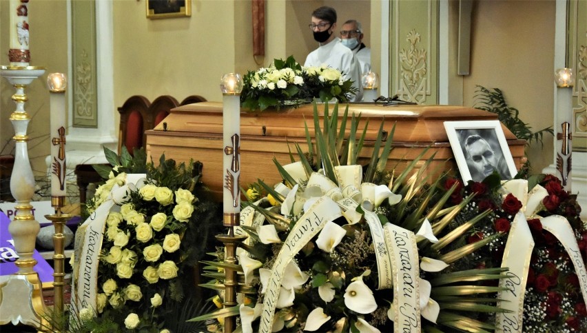 Ostatnie pożegnanie Szymona Chabiora. Spoczął na parafialnym cmentarzu w swoim rodzinnym Bobrku