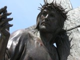 Zawyją syreny w Wielki Piątek? Radny PiS chce upamiętnić śmierć Jezusa Chrystusa w Białymstoku