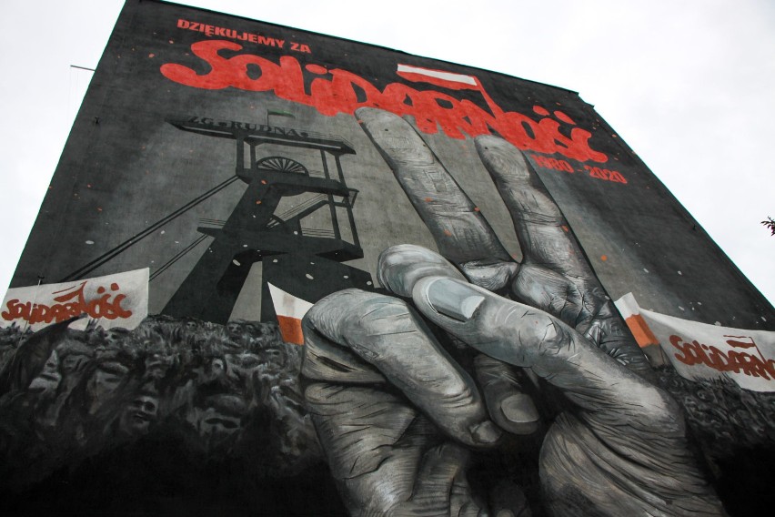 W Polkowicach odsłonięto ogromny mural w podzięce dla Solidarności. Zobaczcie wyjątkowe zdjęcia