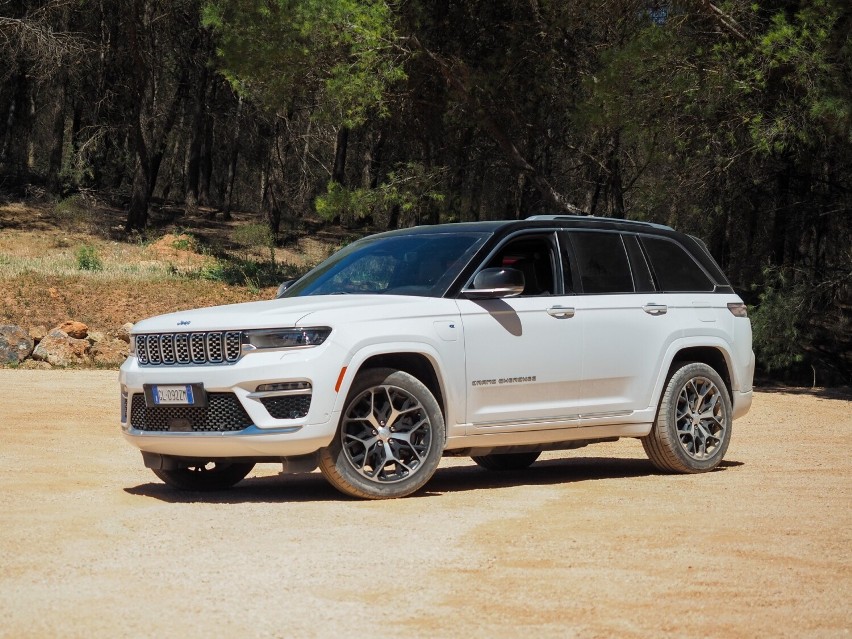 Jedną z unikalnych cech Grand Cherokee 4xe jest Jeep...