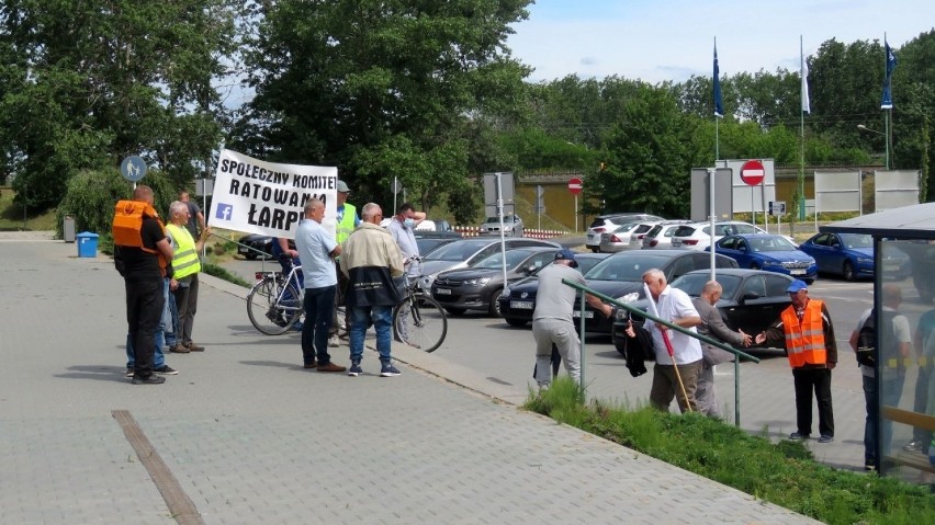 Protest pod biurowcem Grupy Azoty. Społecznicy wyszli w obronie Łarpi