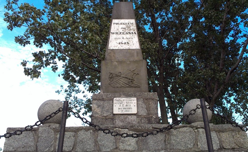 Pomnik upamiętniający ofiary bitwy pod Sokołowem z dnia 2 maja 1848