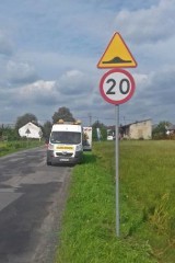 Powiat radomszczański: Progi zwalniające w Okrajszowie