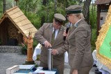 Brynek: Otwarto Leśną Ścieżkę Edukacyjną, poświęcono kapliczkę z figurą patrona leśników ZDJĘCIA