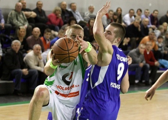 Koszykarze Open Florentyny w półfinale drugoligowych rozgrywek zmierzą się z akademikami z Poznania