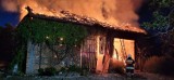 Dwa konie zginęły w pożarze stodoły w miejscowości Dąbrowa Rusiecka (powiat bełchatowski)