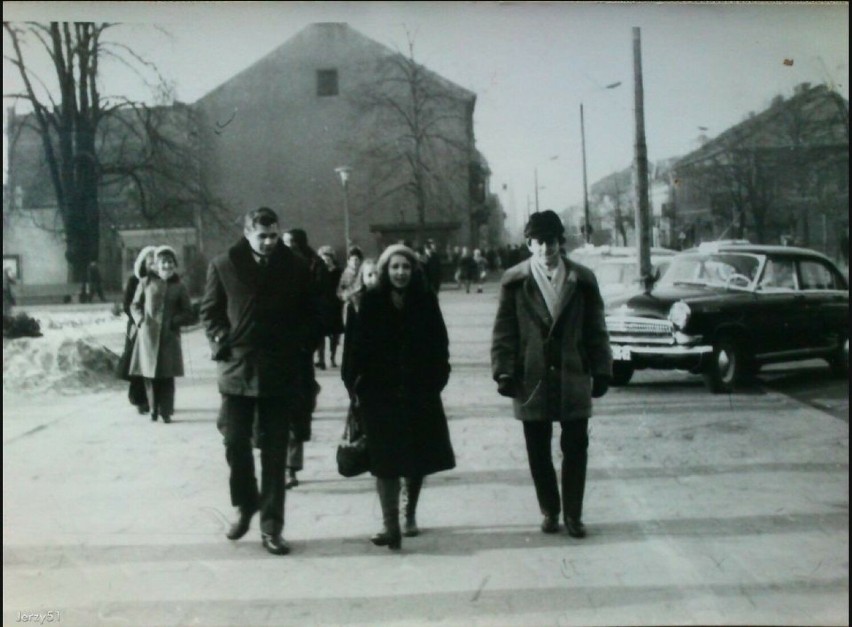 1972 , Ulica Żeromskiego, na wysokości parku Kościuszki, w...