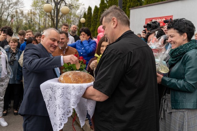 Społeczność ZSE-E w Radomsku uroczyście powitała nowego "starego" dyrektora