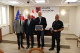 Zambrów podziękował fundatorom sztandaru Komendy Powiatowej Policji