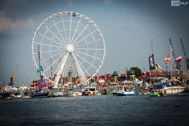 Zobaczcie jak Dni Morza_Sail Szczecin 2019 prezentują się od strony wody oraz z wysokości kilkudziesięciu metrów. 

Pozostałe zdjęcia na kolejnych slajdach! >>>

Tak wyglądają Dni Morza od strony wody

