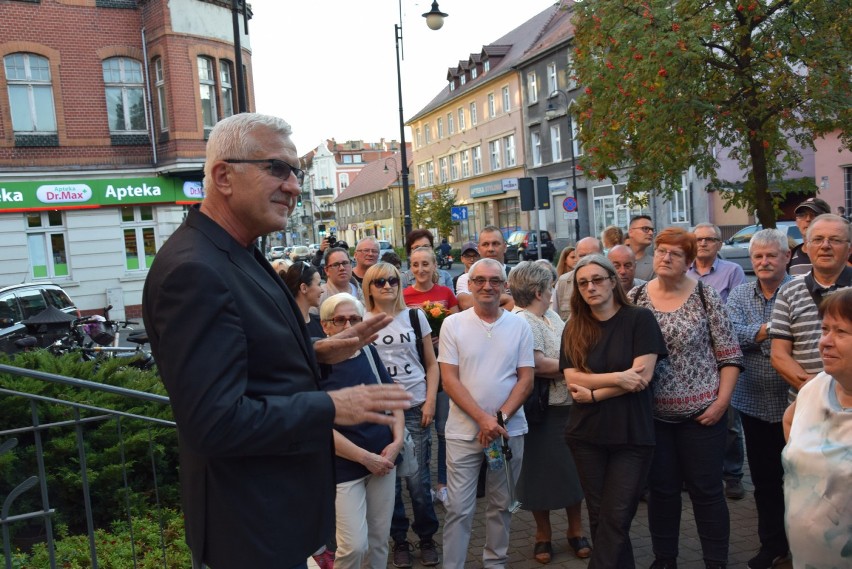 Pożegnanie Wadima Tyszkiewicza przez mieszkańców Nowej Soli.