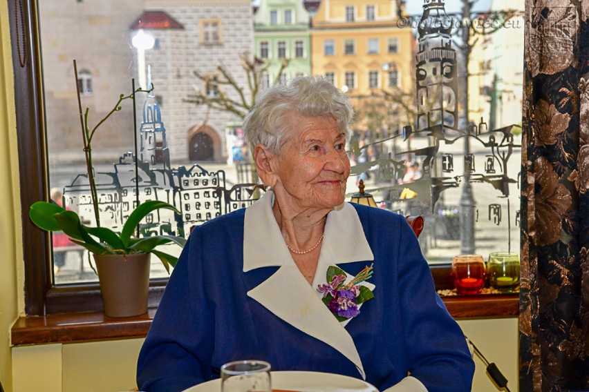 Piękny jubileusz! Pani Janina skończyła 100 lat! Jaki ma przepis na długowieczność? 