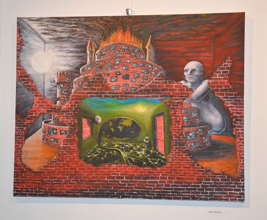Malbork. Nowa wystawa w Galerii Nova. Prace dwojga malborskich artystów są jak relacja z ich… snów [ZDJĘCIA]