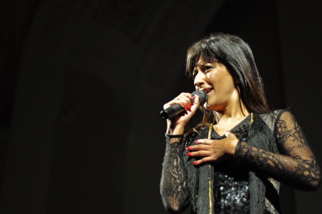 Ana Moura / Synagoga po Białym Bocianem