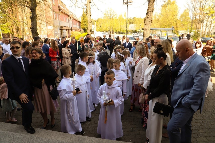 Pierwsza Komunia Święta w parafii na Rudaku w Toruniu