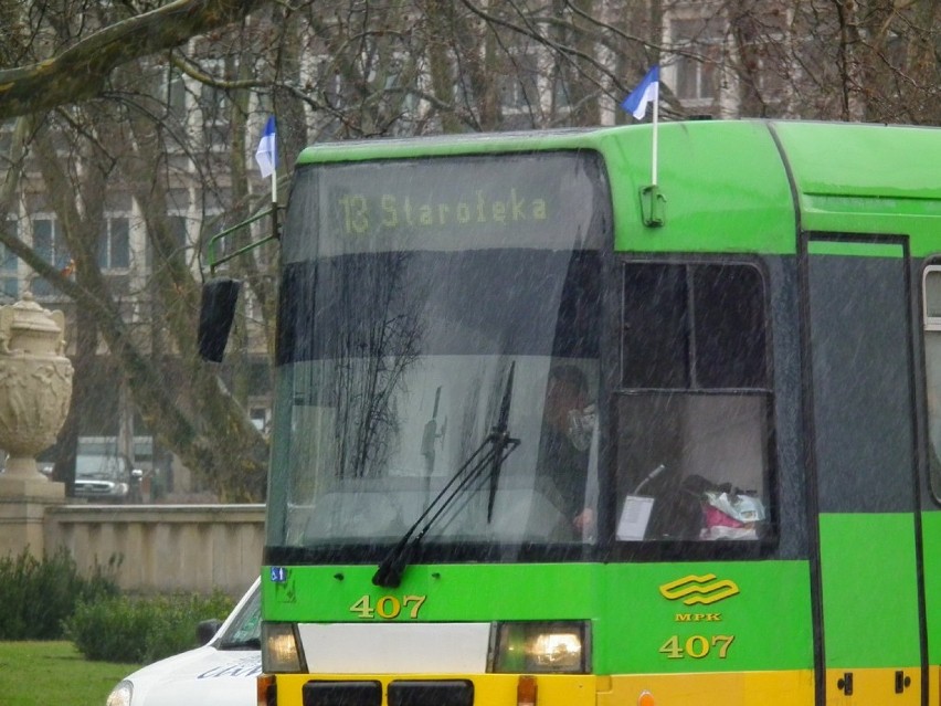 92. urodziny Lecha Poznań - Tramwaje z flagami Kolejorza