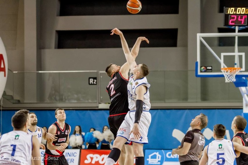 Dolnośląskie koszykarskie derby. Górnik Trans EU Wałbrzych - WKK Wrocław [ZDJĘCIA]