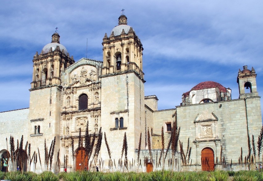 Na pierwszym miejscu uplasowało się miasto Oaxaca, położone...