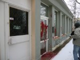Gdynia: Wandale zniszczyli elewację budynku, w którym mieści się biuro Joanny Senyszyn [ZDJĘCIA]