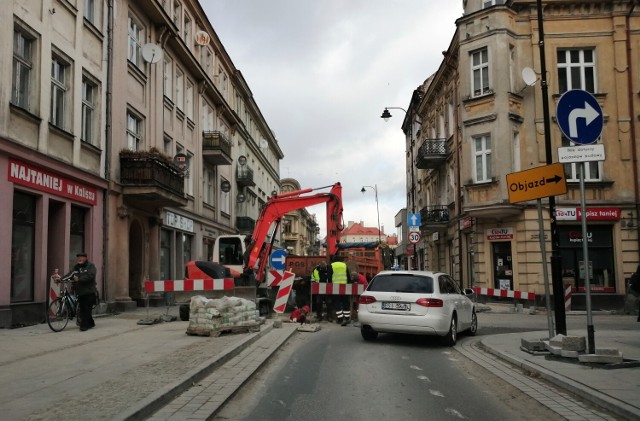 Drogowy koszmar w Kaliszu. Czy faktycznie musiało dojść do takiej kumulacji remontów?