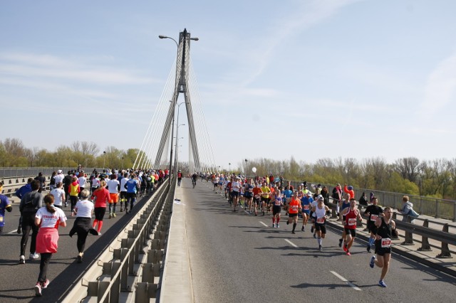 Orlen Warsaw Marathon 2019 [ZDJĘCIA uczestników cz.1]. Zobacz fotorelację z maratonu w Warszawie