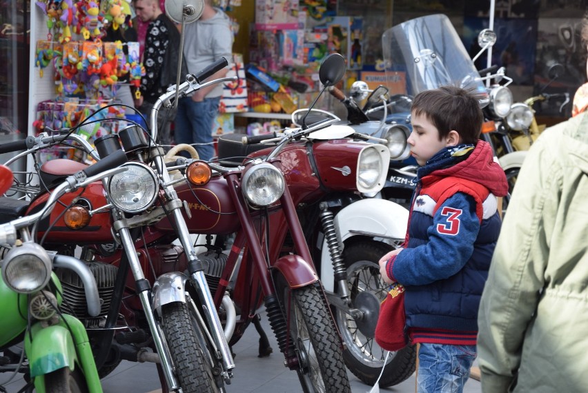 KROTOSZYN: W Galerii Krotoszyńskiej znów zagoszczą motocykle. Niestety nastąpiła zmiana [ZDJĘCIA]