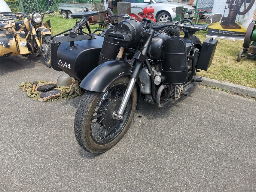 XV wystawa zabytkowych motocykli i pojazdów. 120 lat Harley Davidson