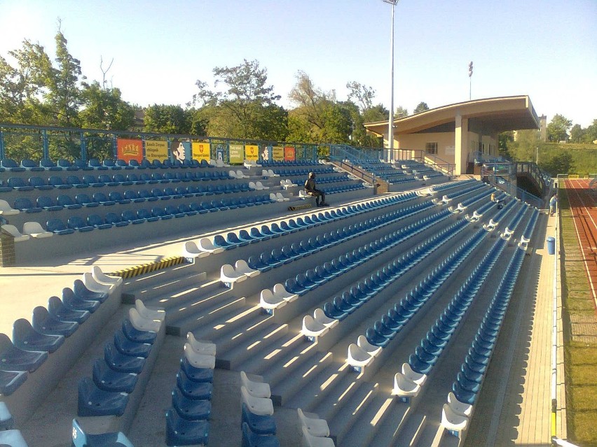 Stadion lekkoatletyczny w Tczewie. Czy pozazdrościmy Starogardowi stadionu Deyny? ZDJĘCIA