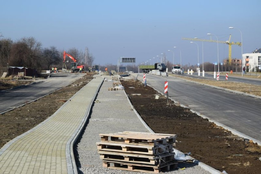 Łącznik ulic Warszawskiej i Lubelskiej w budowie. Prace potrwają do czerwca tego roku  [ZDJĘCIA]