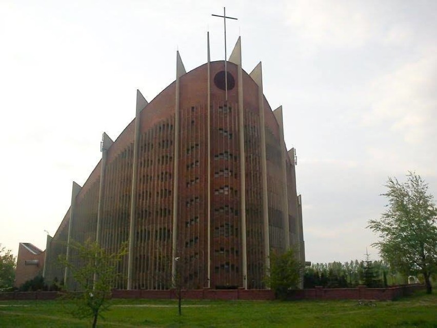 Najbrzydsze kościoły w Polsce - Kościół Nawiedzenia NMP w Poznaniu