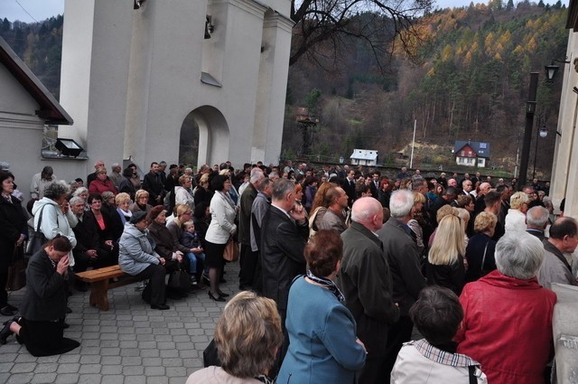 Muszyna: pogrzeb ks. Józefa Wierzbickiego [ZDJĘCIA]