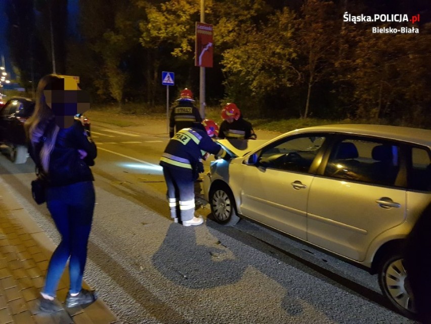 Trzy samochody zderzyły się na ul. Lwowskiej. 57-letnia kobieta trafiła do szpitala [ZDJĘCIA]