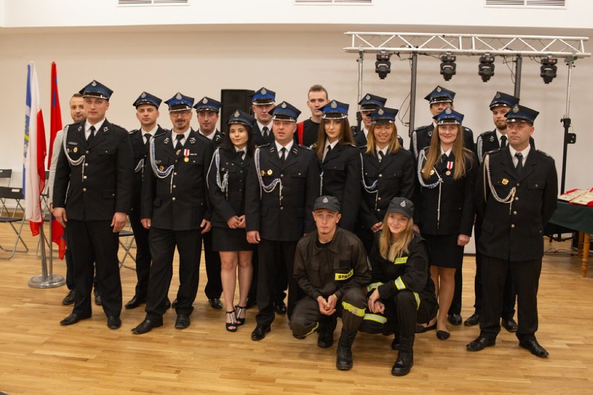 Kobieta po raz pierwszy prezeską Ochotniczej Straży Pożarnej. Karolina Marć będzie dowodzić strażakami w Nagawczynie      