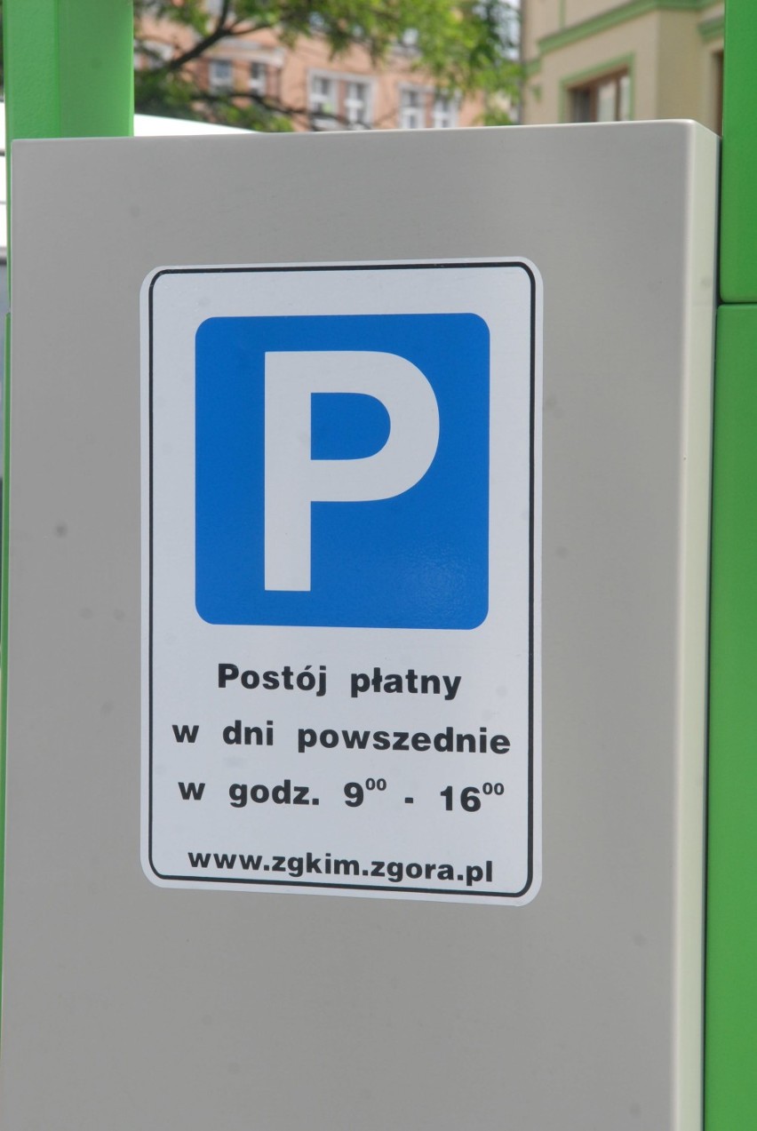 Co z parkowaniem w strefie płatnego parkowania? Ze względu...