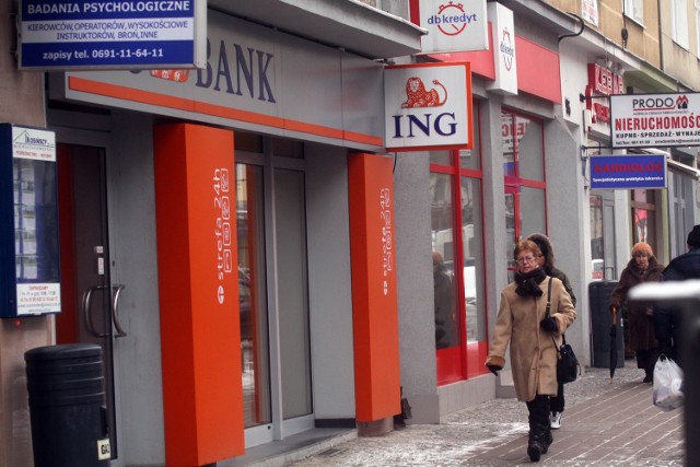 Ulica Świętojańska w Gdyni pełna jest banków. Radni mają dość. Wprowadzają zakaz