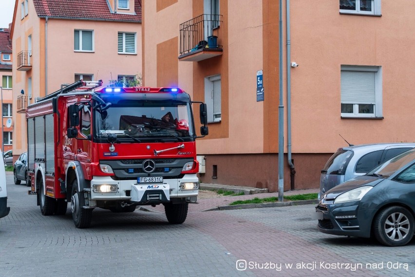 Ciało 66-latka znaleziono w jednym z mieszkań przy ul....