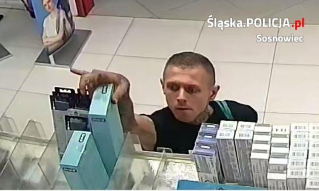 Policja w Sosnowcu szuka tego mężczyzny

Zobacz kolejne zdjęcia/plansze. Przesuwaj zdjęcia w prawo naciśnij strzałkę lub przycisk NASTĘPNE
