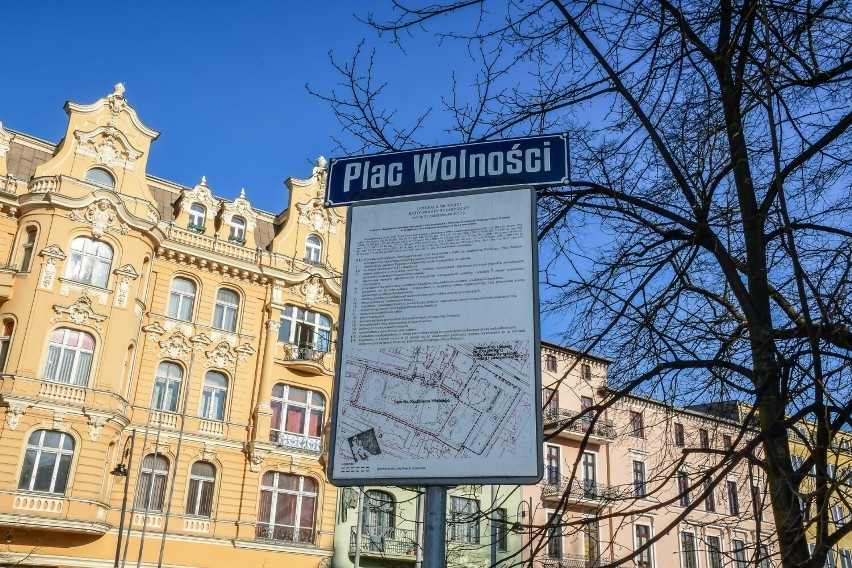 Plac Wolności 7, Bydgoszcz, Poland La Favela