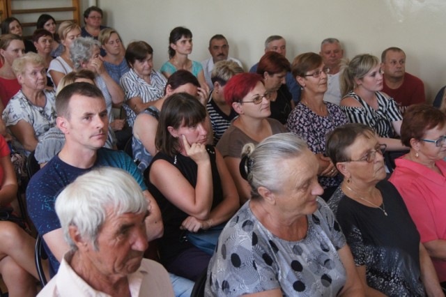 Gmina Gidle szuka oszczędności. Mieszkańcy nie chcą likwidacji szkoły w Ciężkowicach