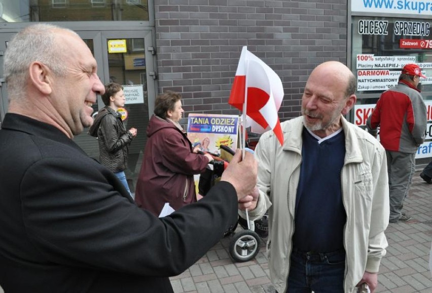 Piekary Śl.: Wywieś flagę w oknie