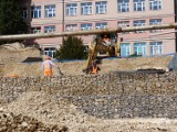 Zobacz jak odbudowują skarpę w Ostrowcu (zdjęcia)