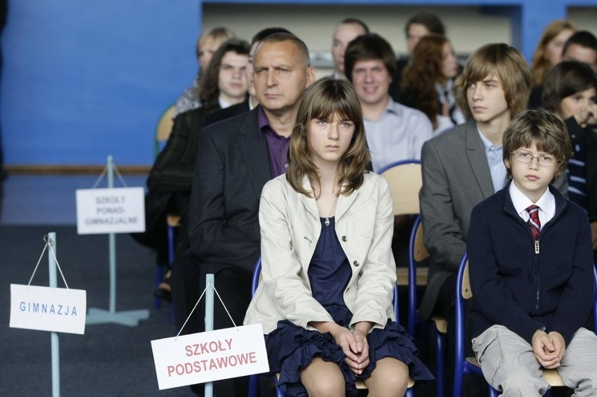 Prezydent Adamowicz wręczył stypendia 169 młodym i zdolnym