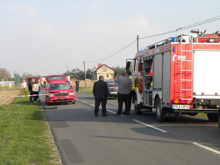 Wypadek w Nowym Karolewie. Motocyklisty przetransportowany...