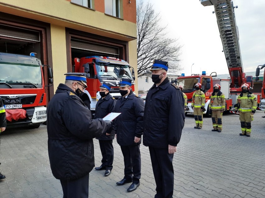 Wągrowiec. Strażacy otrzymali awanse zawodowe 