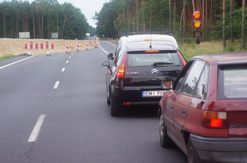 Uwaga. Drobne  utrudnienia w ruchu na ósemce