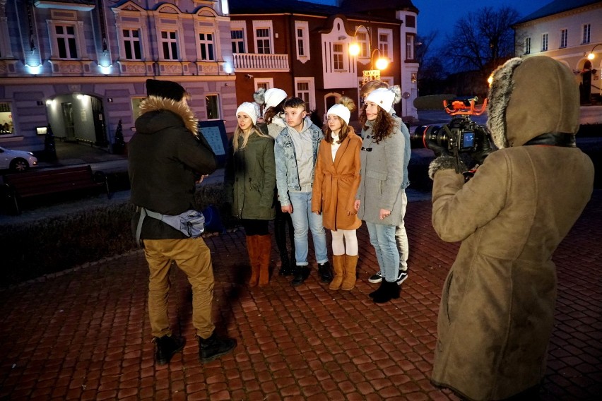 Janusz Józefowicz kręcił w Wieluniu klip do świątecznej kolędy[FOTO,VIDEO]